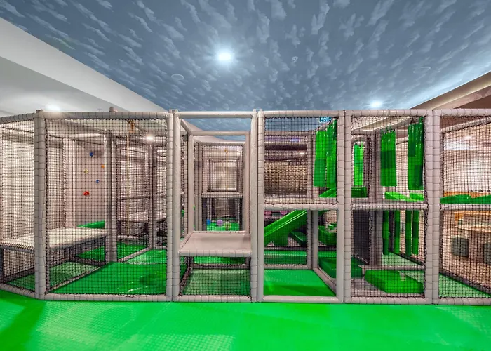 Rezort Rubi Platinum Sign