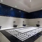 Resort Rubi Platinum Sign