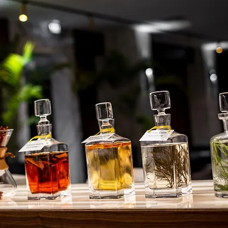 度假村 Rubi Platinum Sign *