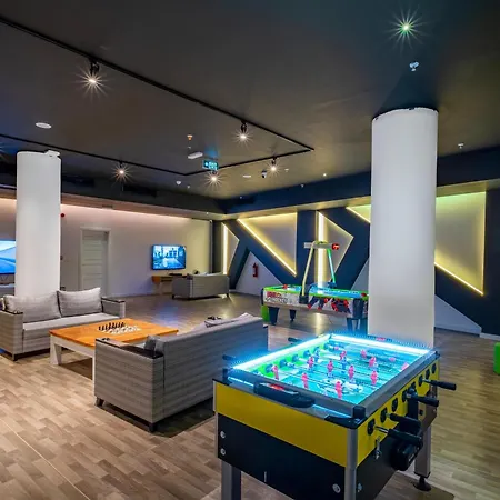 Rubi Platinum Sign *