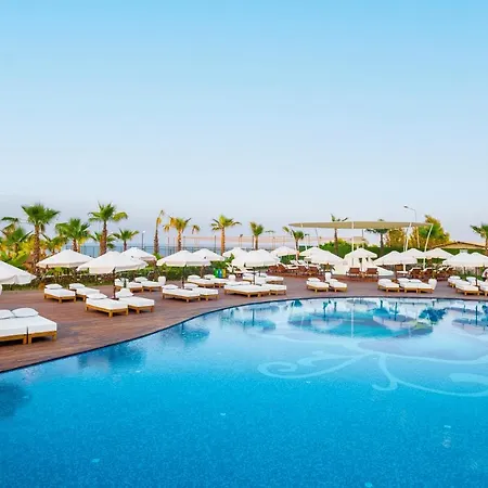 Resort Rubi Platinum Sign *