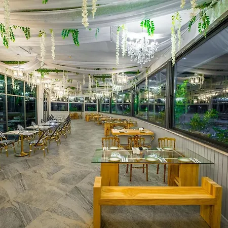 Rubi Platinum Sign Resort *